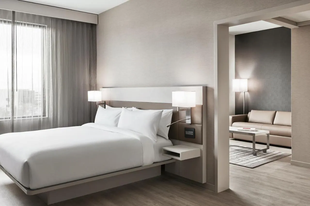 Ac Hotel By Marriott Charlotte Southpark