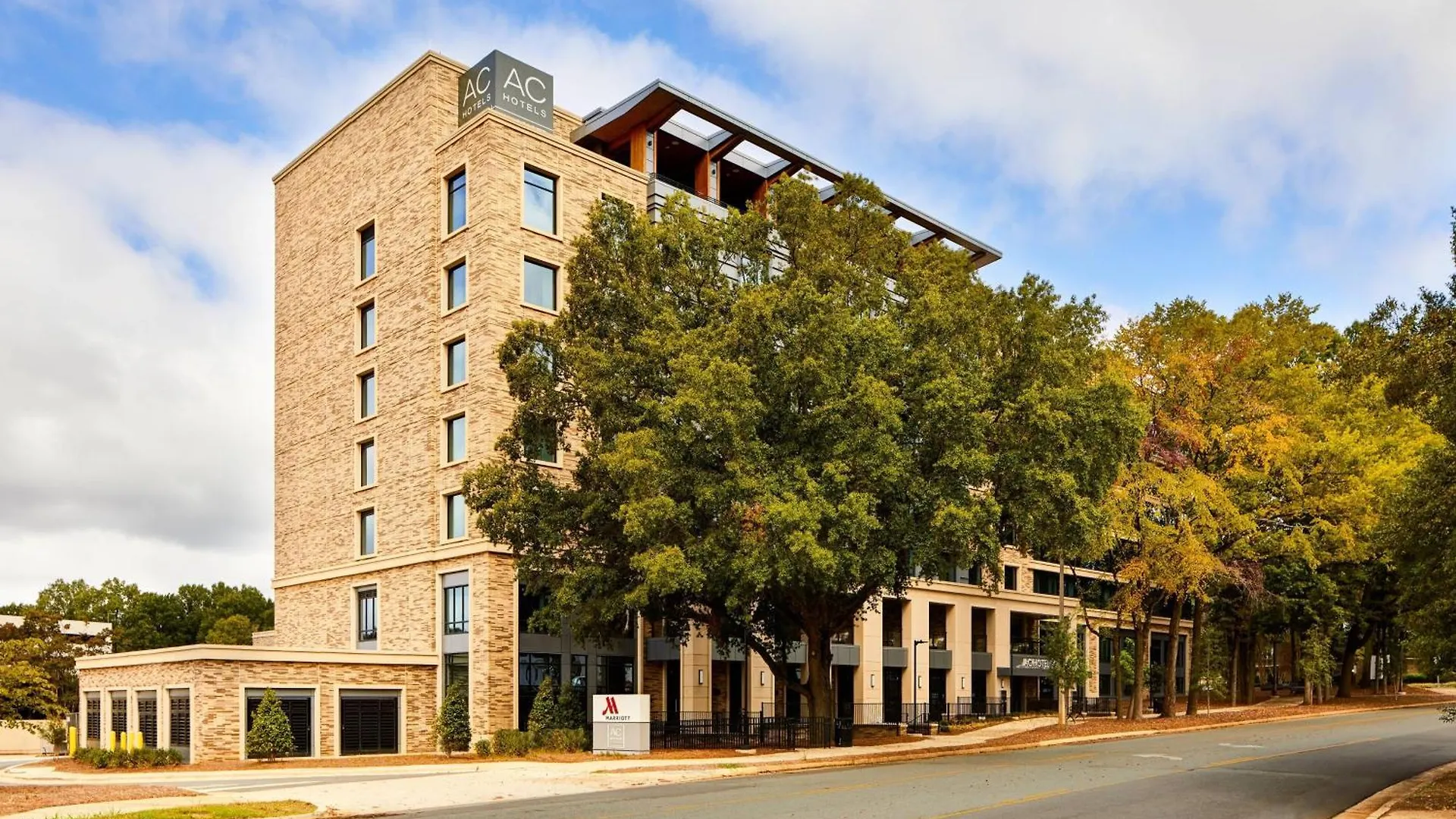 Ac Hotel By Marriott Charlotte Southpark